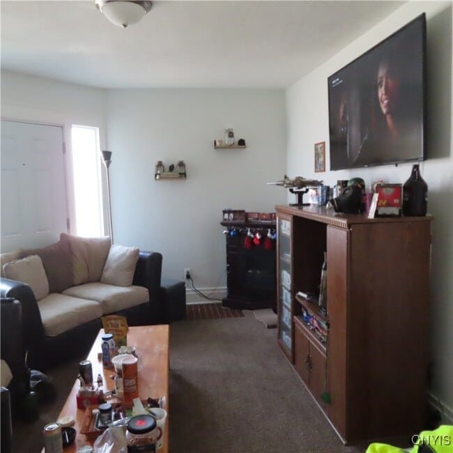 Building Photo - 540 Teall Ave