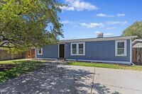 Building Photo - 2986 Jamboree St