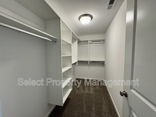 Building Photo - 4903 Whittlebury Dr