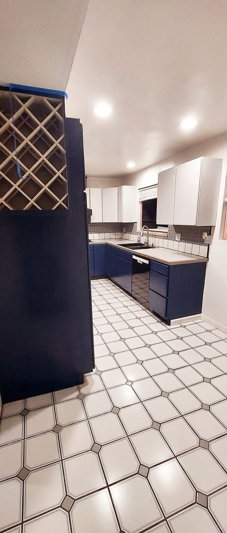 Building Photo - 1631 Van Horne Ln