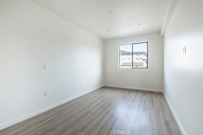 Building Photo - 7341 Valmont St