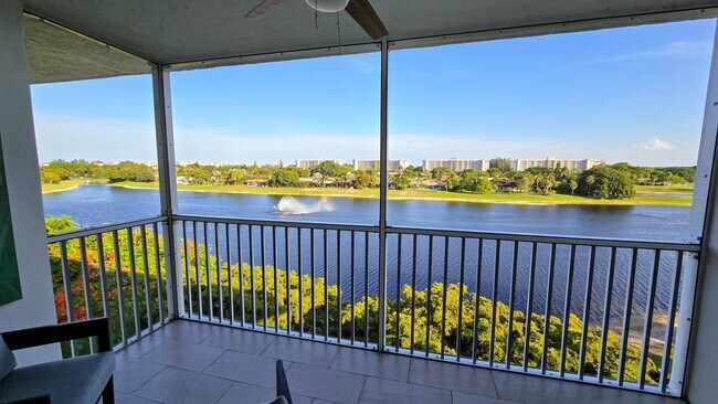 Building Photo - 3150 N Course Ln