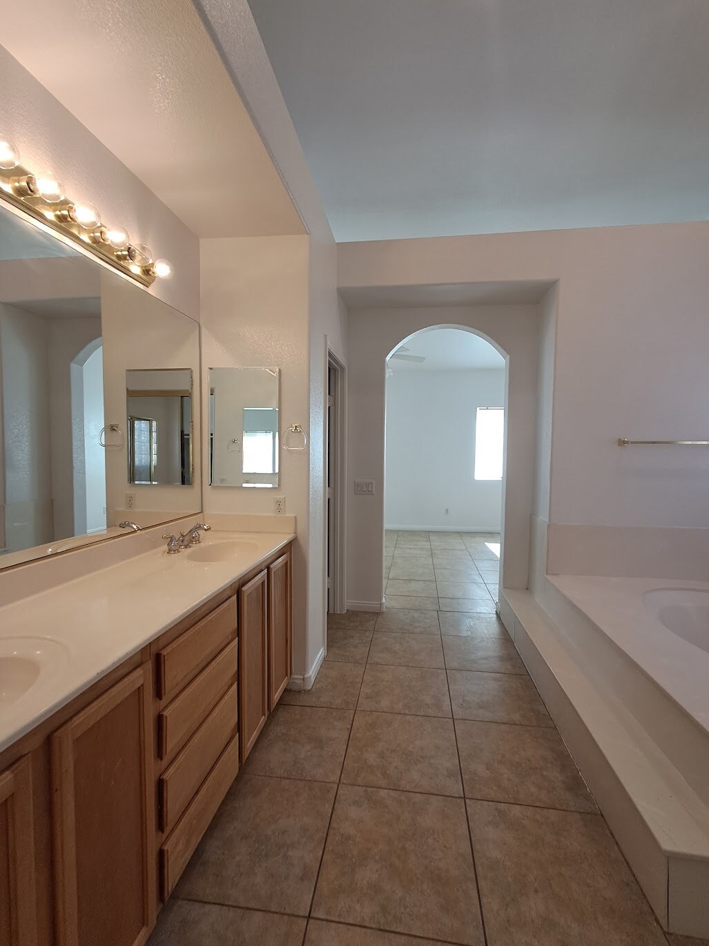 Building Photo - 2642 Sunday Grace Dr