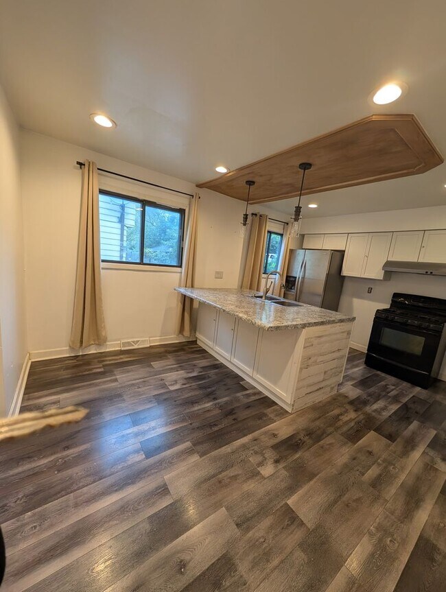 Primary Photo - 6264-6266 N Denmark St. (Townhouse)