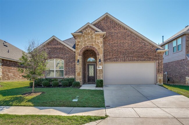Building Photo - 2025 Lake Vista Dr