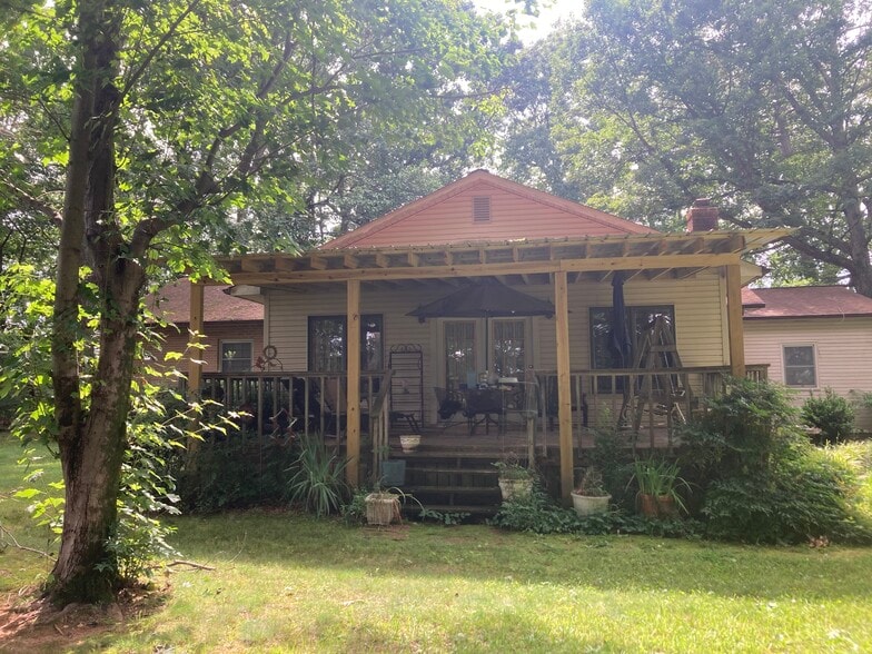 Primary Photo - 474 Murdock Rd