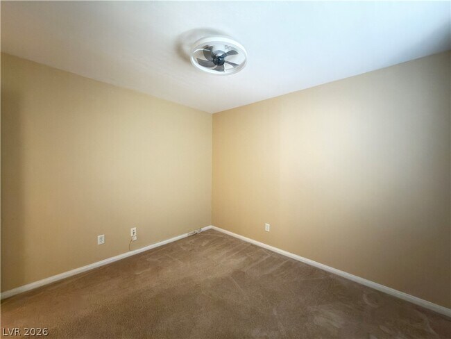 Building Photo - 583 Lacabana Beach Dr