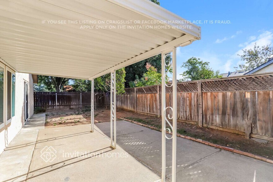 Building Photo - 3629 Pullman Dr