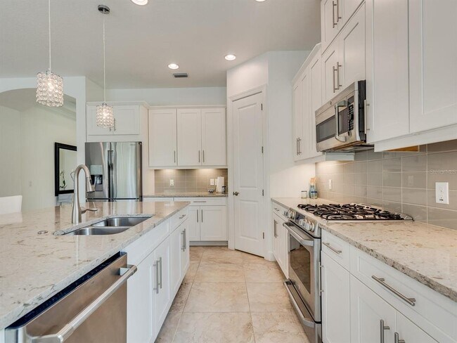 Building Photo - 3929 Waypoint Ave