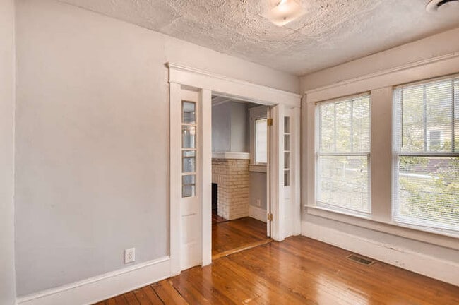 Building Photo - Priced Below Market Rate