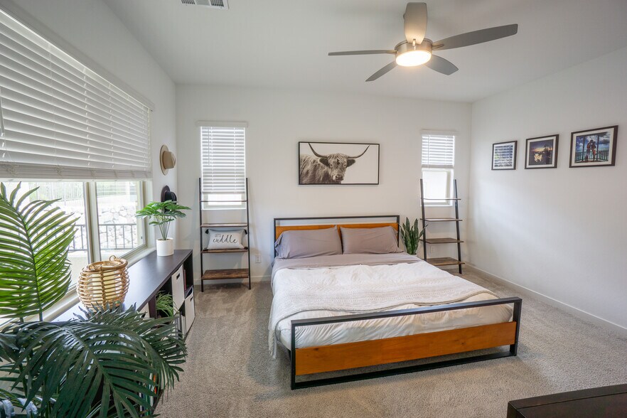 Master Bedroom with plenty of natural light - 12412 Shoreline Echo Ave