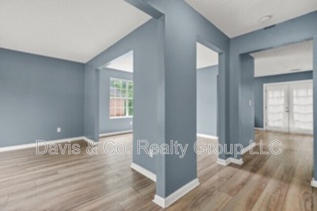 Building Photo - 4753 Klondike Cove