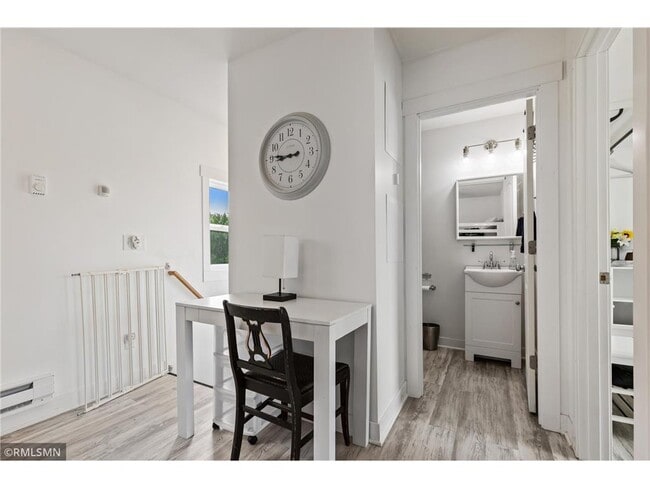 Building Photo - 28584 Lakewood Dr NW