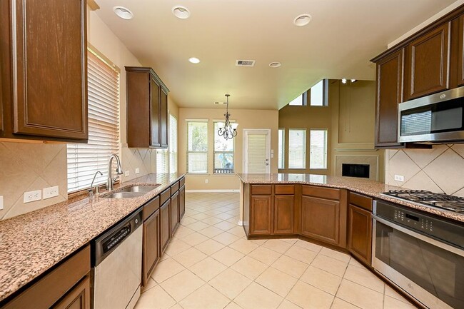 Building Photo - 7818 Iris Glen Ln