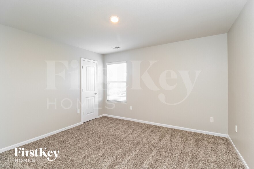 Building Photo - 9107 Creedmore Hills Dr