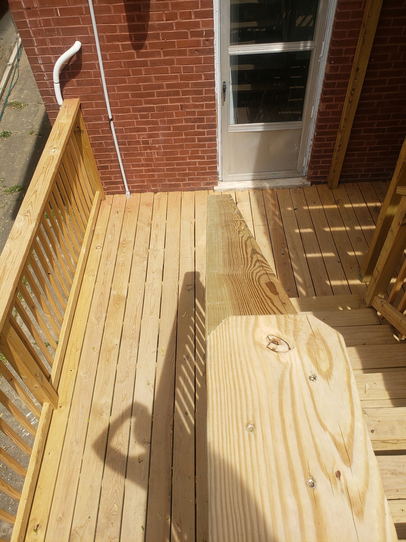 Building Photo - 1015 W High St