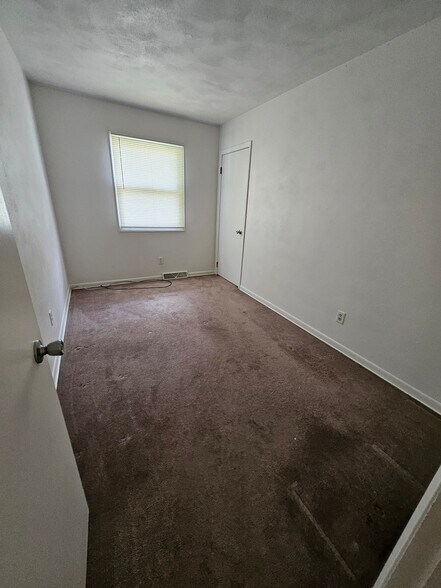 Building Photo - 406 30th Ave