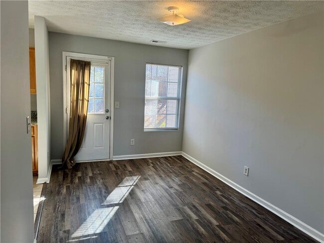 Building Photo - 5663 Windfall Ln
