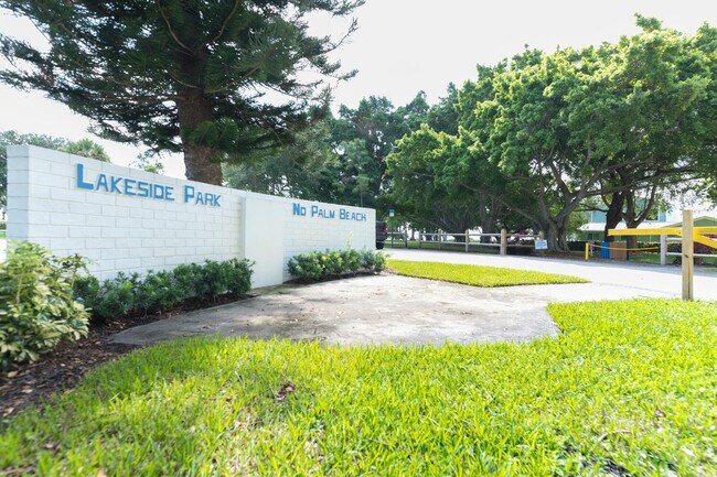 Building Photo - 100 Paradise Harbour Blvd