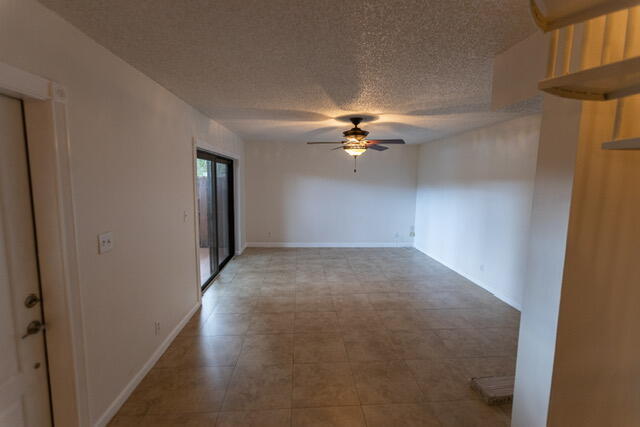 Building Photo - 2060 SW 90th Ave