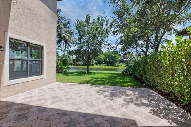 Building Photo - 8944 Little Falls Way