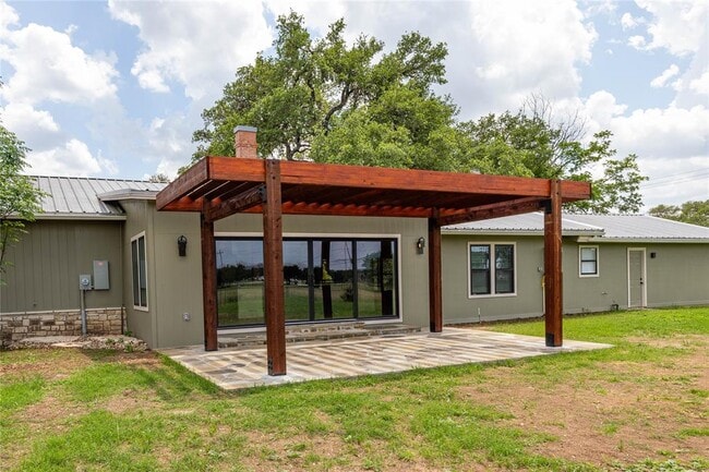 Building Photo - 12900 Ranch Rd 12