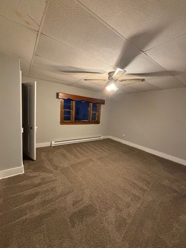 Building Photo - 409 Honesdale St