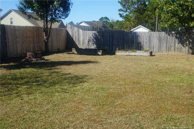 Building Photo - 2913 Aristocrat Ln