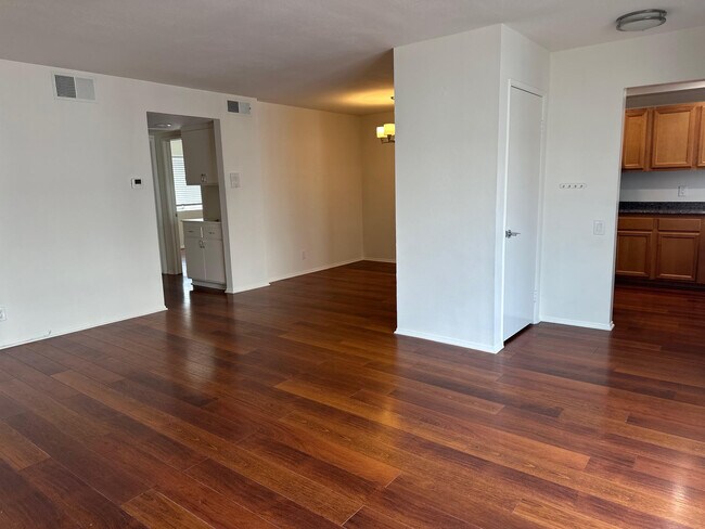 Living Room 2 - 4370 Troost Ave