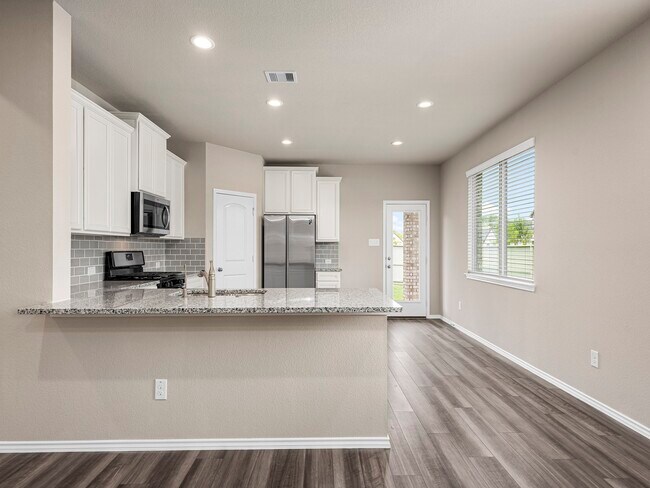 Building Photo - 9278 Inland Leather Ln