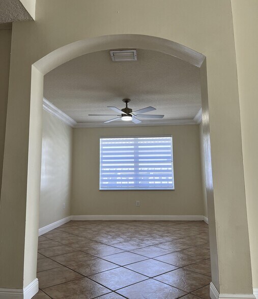 Building Photo - 15840 SW 152nd Ct