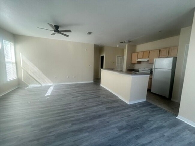 Building Photo - RIVERVIEW: Allegro Palms - Gated Community...