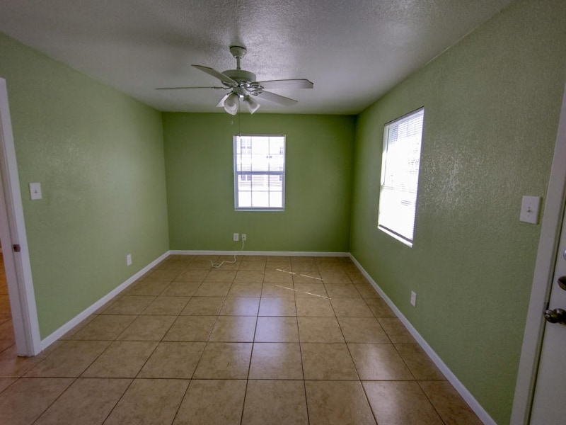 Building Photo - 1204 Bundrant Dr