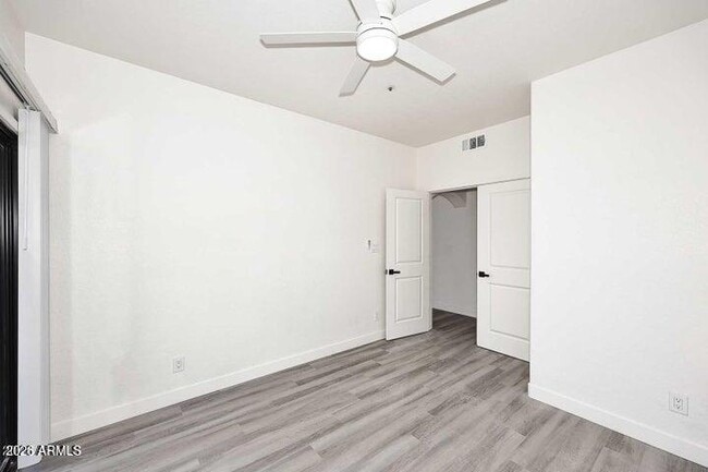Building Photo - 9600 N 96th St