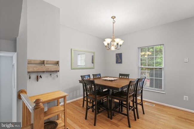 Building Photo - 6505 Parish Glebe Ln