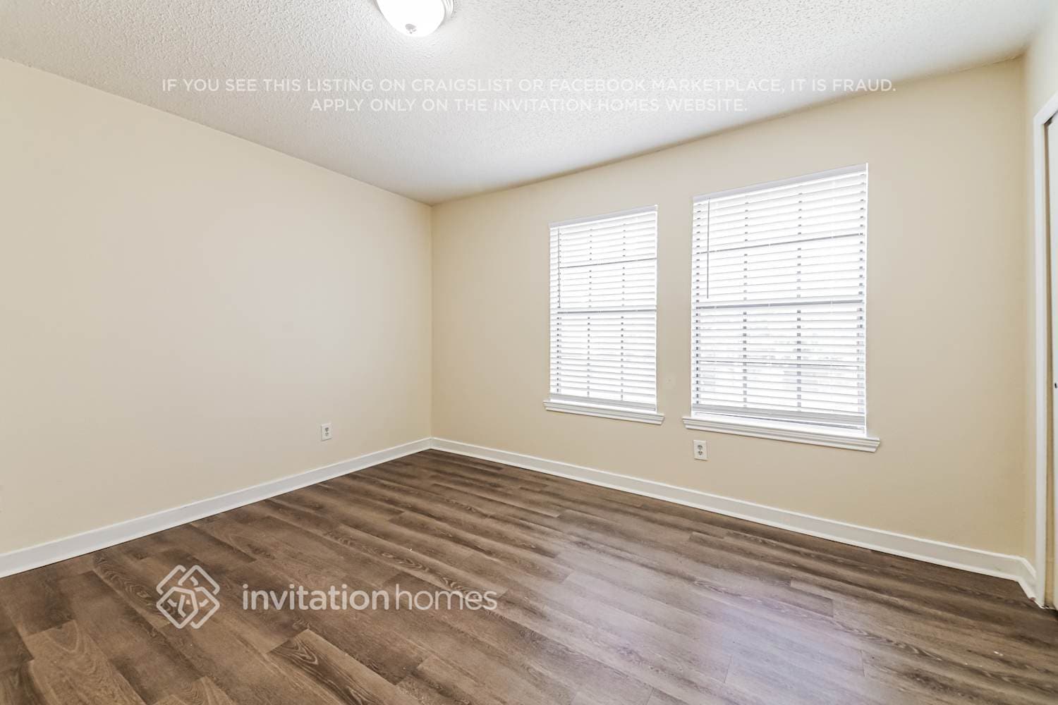 Building Photo - 2146 Falcon Ridge Dr