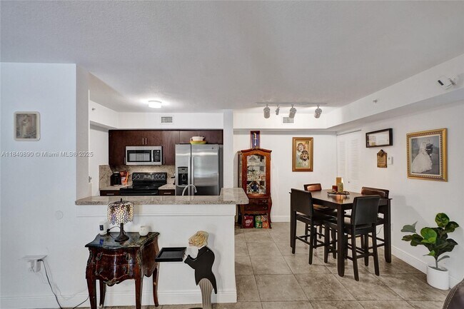 Building Photo - 15400 SW 284th St