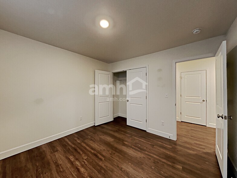 Building Photo - 10622 138th St Ct E