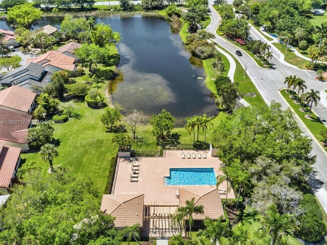 Building Photo - 2083 Augusta