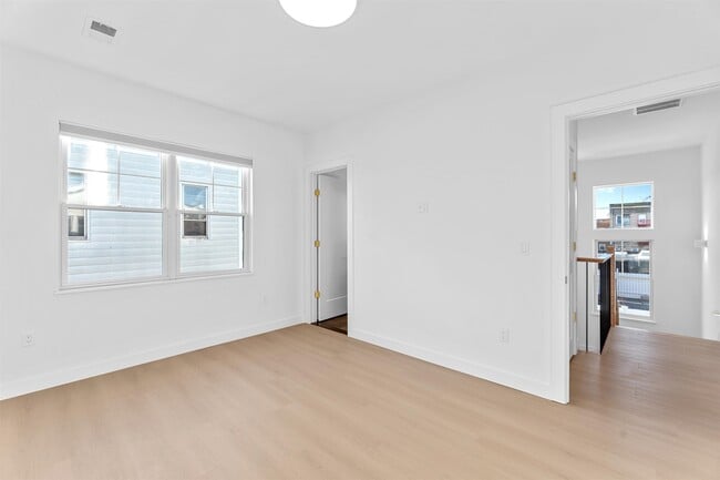 Building Photo - 6717 Madison St