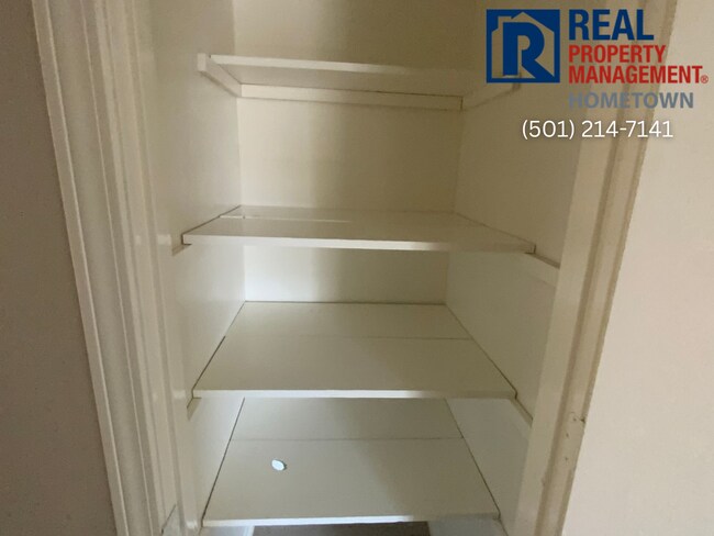 Building Photo - 38 Compass Point St