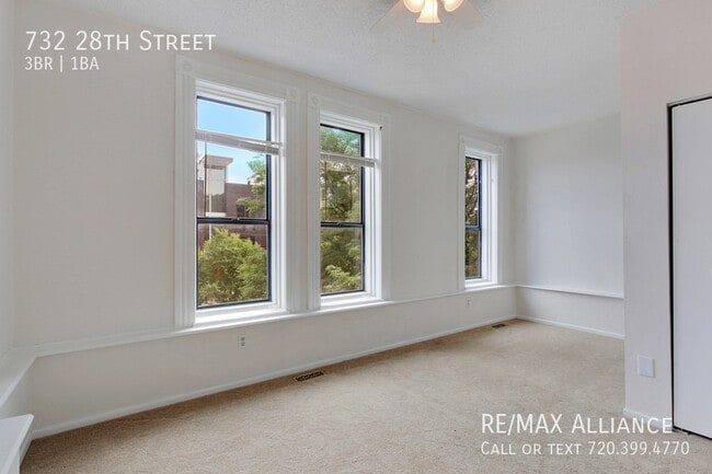 Building Photo - 732 28th St