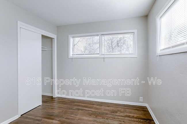 Building Photo - 11420 Manchester Ave