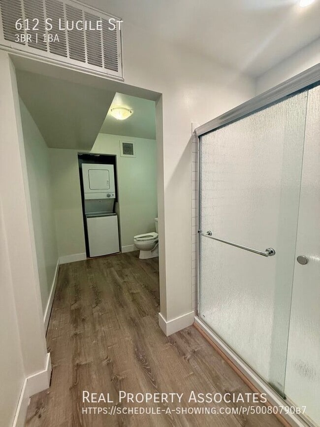 Building Photo - 612 S Lucile St