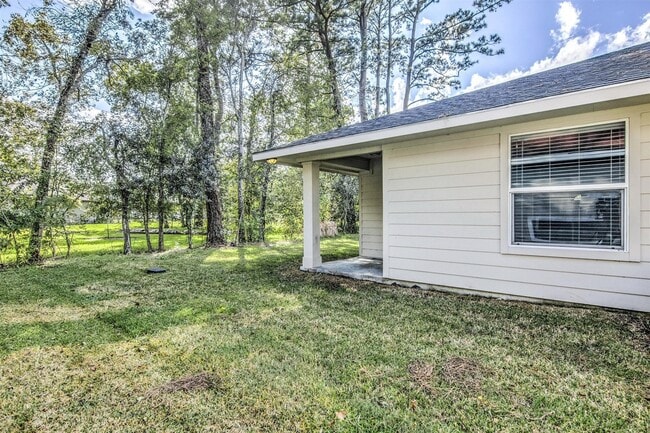 Building Photo - 200 Medic Ln