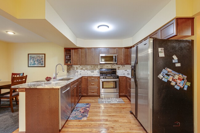 Building Photo - 1613 Pebble Beach Dr