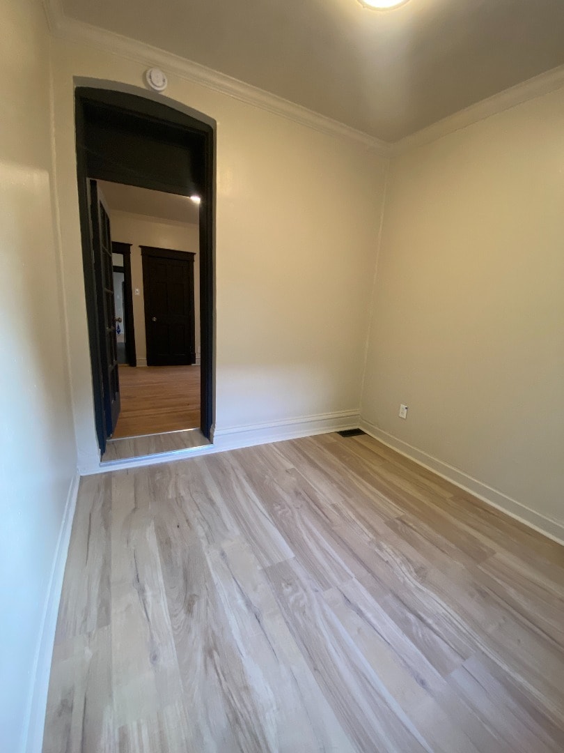 Building Photo - 2037B Maury