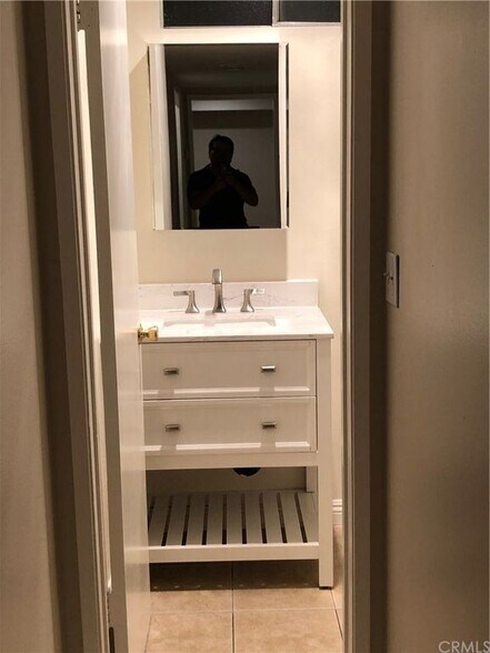 2nd bathroom - 339 S Catalina Ave