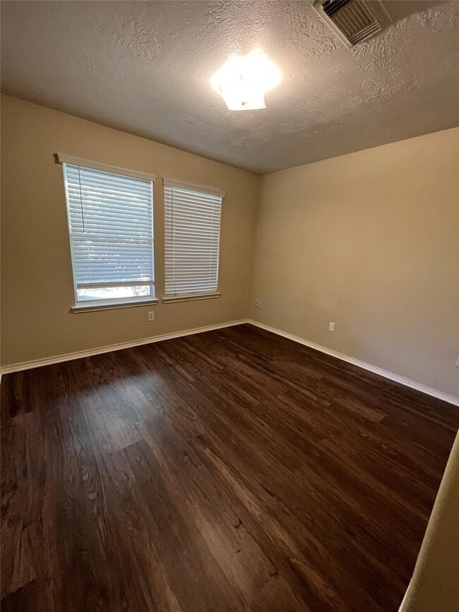 Building Photo - 1410 Greenwichwood Ln