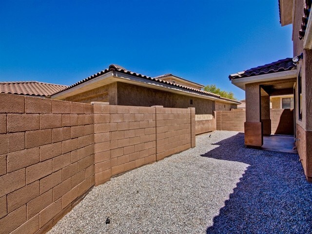 Building Photo - 2190 N 135th Dr